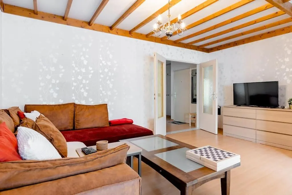 Pansiyon Digital Nomad Station - Bedroom With Desk Nearby Station And Parking Anvers